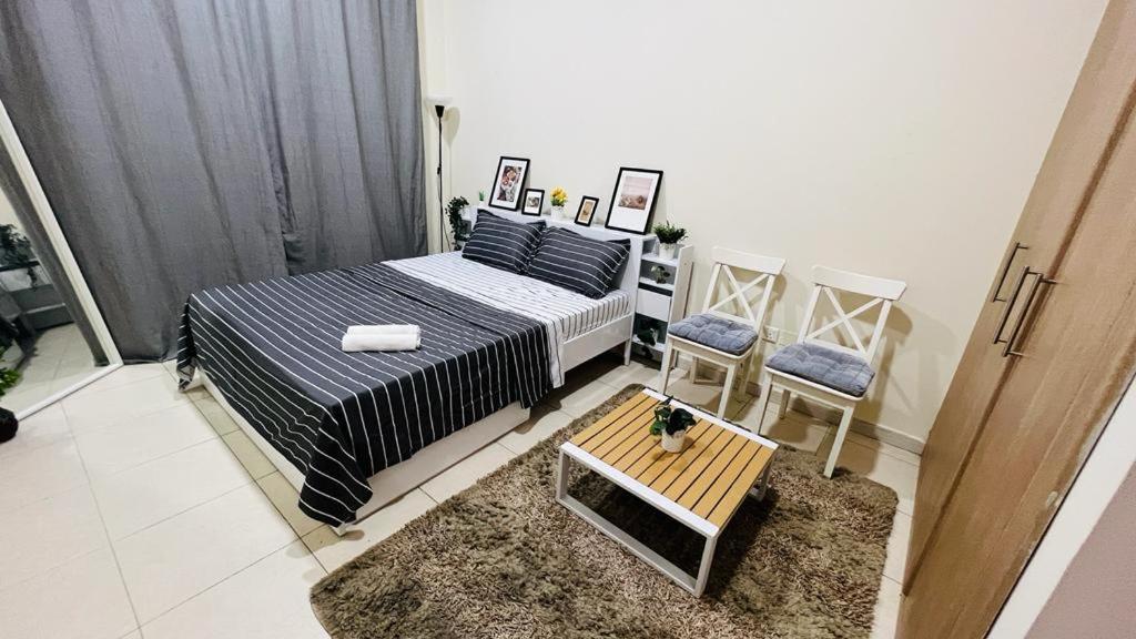 Beautiful Bedroom In Al Barsha Near Mashreq Metro Ντουμπάι Εξωτερικό φωτογραφία