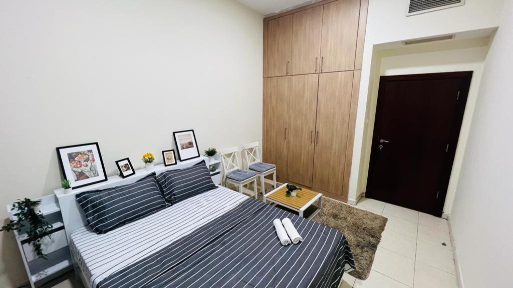 Beautiful Bedroom In Al Barsha Near Mashreq Metro Ντουμπάι Εξωτερικό φωτογραφία