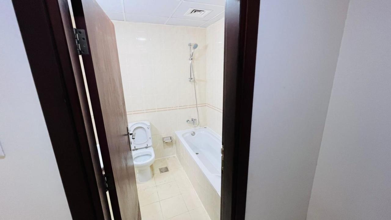 Beautiful Bedroom In Al Barsha Near Mashreq Metro Ντουμπάι Εξωτερικό φωτογραφία